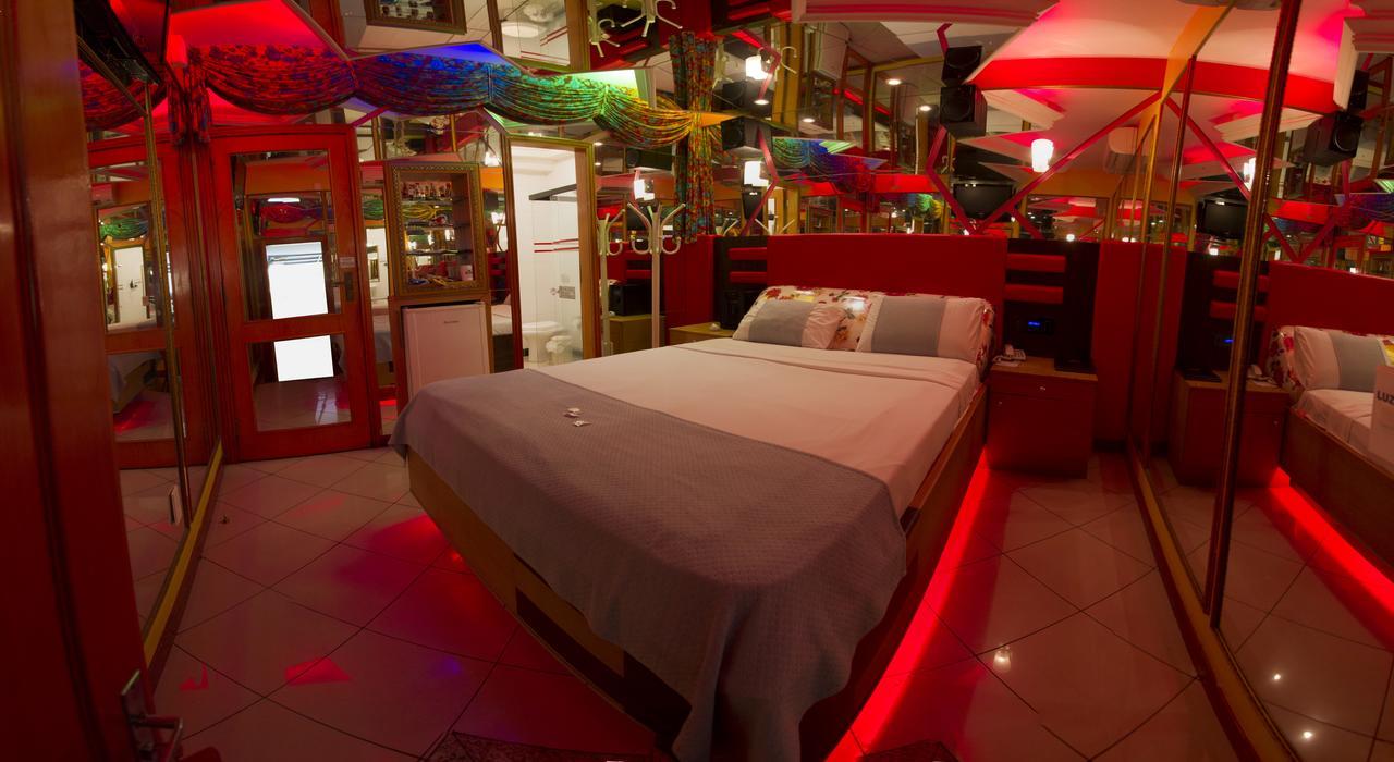 Status Motel - Check In Livre (Adults Only) Serra  Buitenkant foto